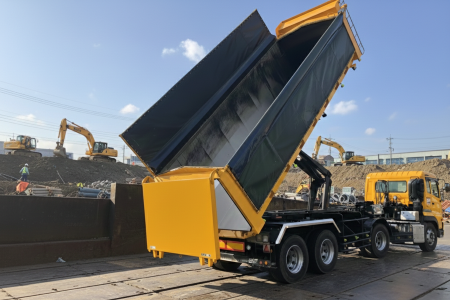 電動式の天蓋（コボレーン）によりシート掛け作業を省略できるイメージ